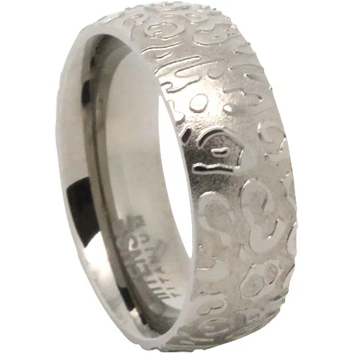 Bold and Distinctive Titanium Men's Ring with Carved Jaguar Skin Design